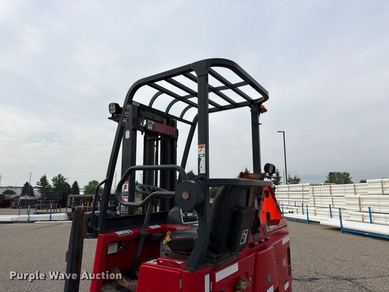 image for item FK3303 2017 Moffett M8 55.4 forklift