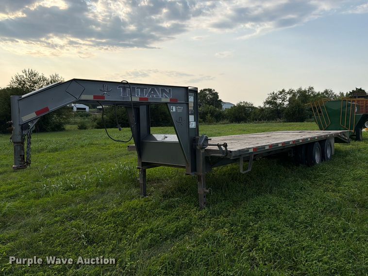 2014 Titan EF9409 equipment trailer