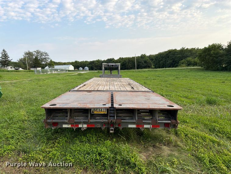 image for item FK3324 2014 Titan EF9409 equipment trailer