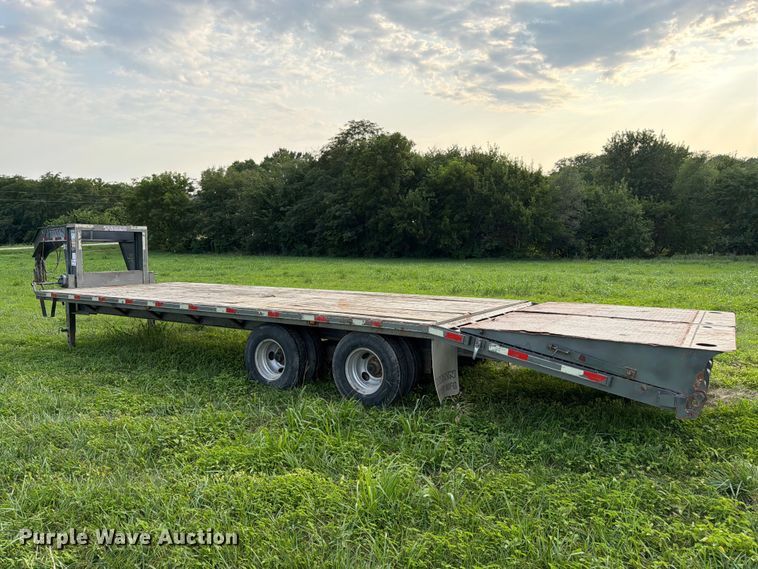 image for item FK3324 2014 Titan EF9409 equipment trailer