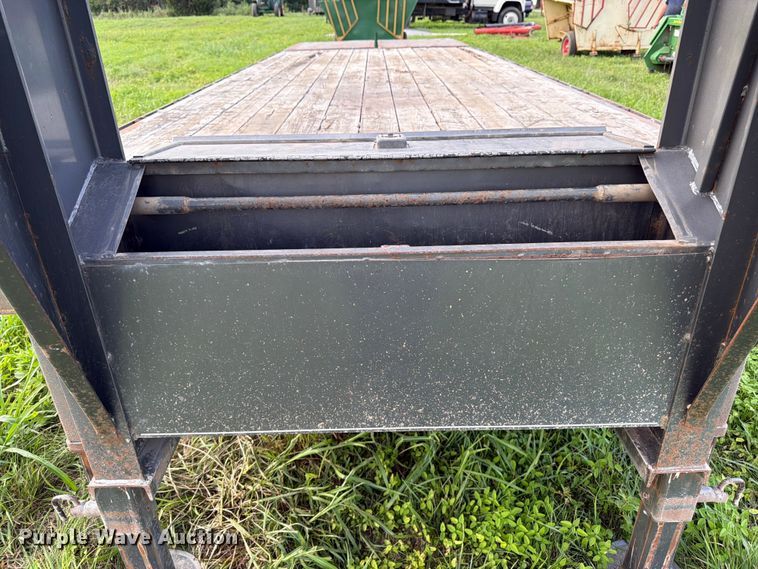 image for item FK3324 2014 Titan EF9409 equipment trailer