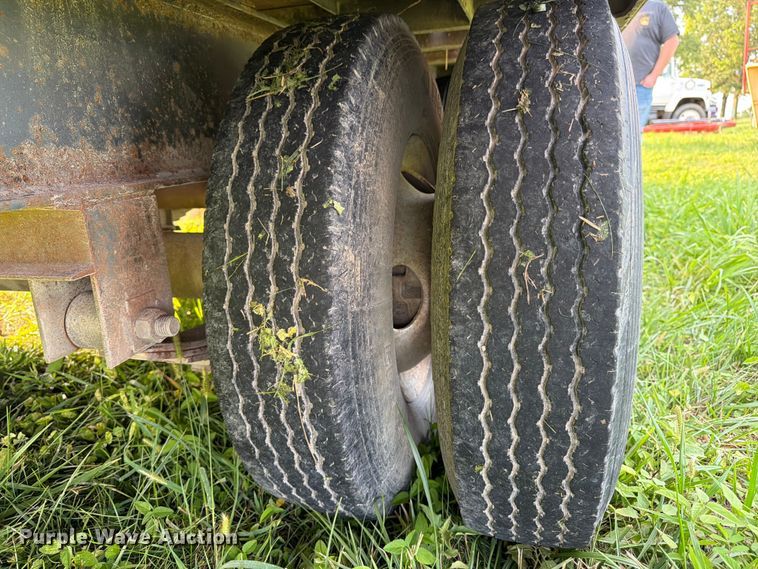 image for item FK3324 2014 Titan EF9409 equipment trailer