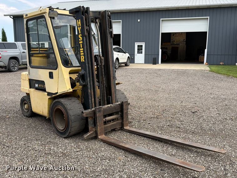 image for item FK3327 Hyster H50XL forklift