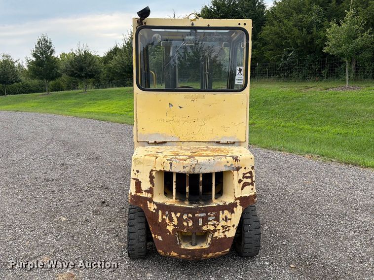 image for item FK3327 Hyster H50XL forklift
