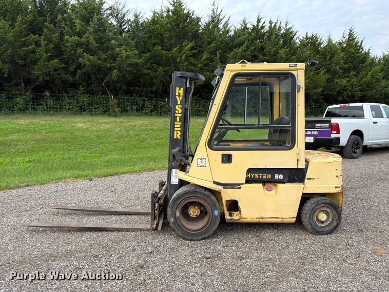 image for item FK3327 Hyster H50XL forklift