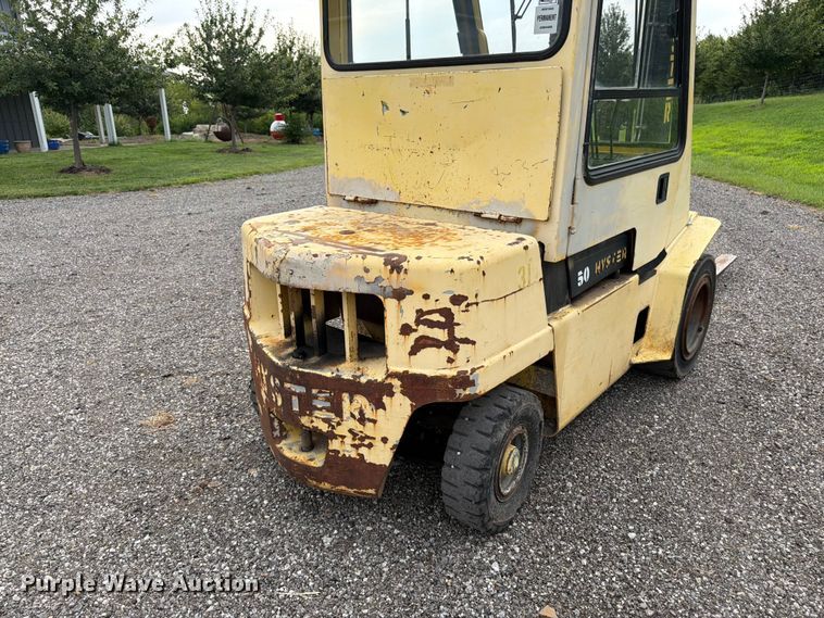 image for item FK3327 Hyster H50XL forklift