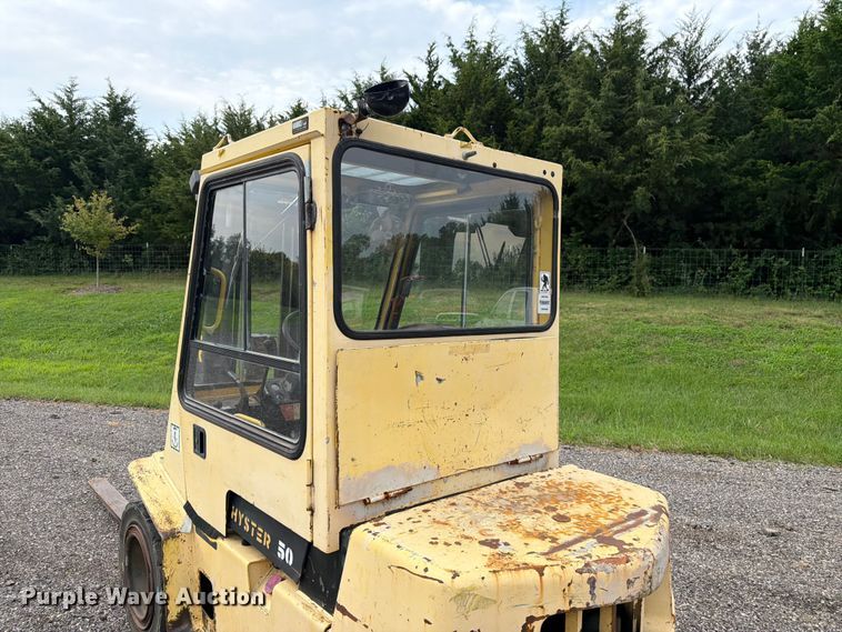 image for item FK3327 Hyster H50XL forklift