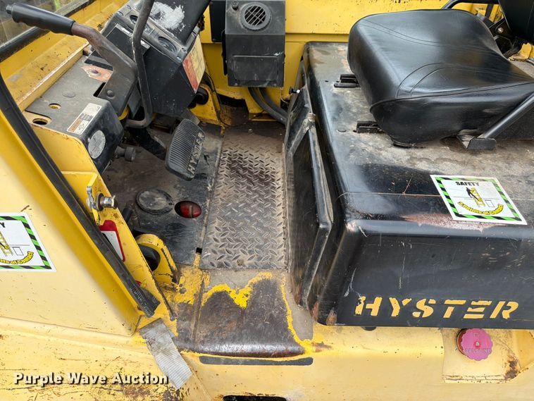 image for item FK3327 Hyster H50XL forklift