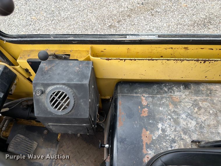 image for item FK3327 Hyster H50XL forklift
