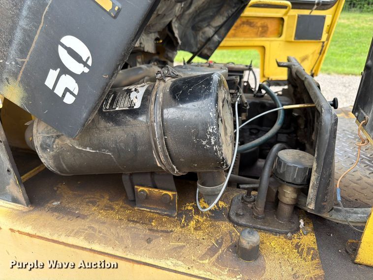 image for item FK3327 Hyster H50XL forklift