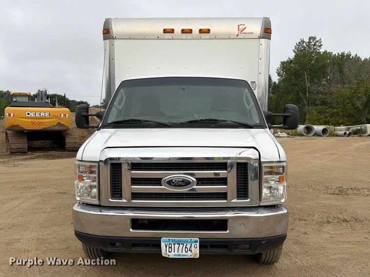 image for item FK3570 2009 Ford E350 box truck