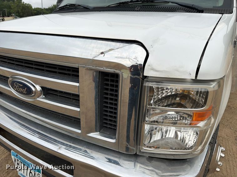 image for item FK3570 2009 Ford E350 box truck