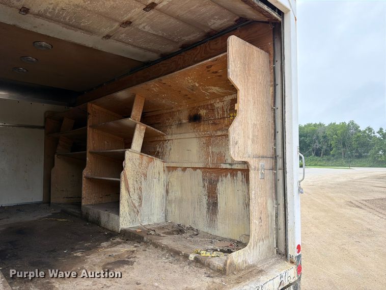 image for item FK3570 2009 Ford E350 box truck