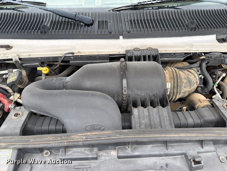 image for item FK3570 2009 Ford E350 box truck
