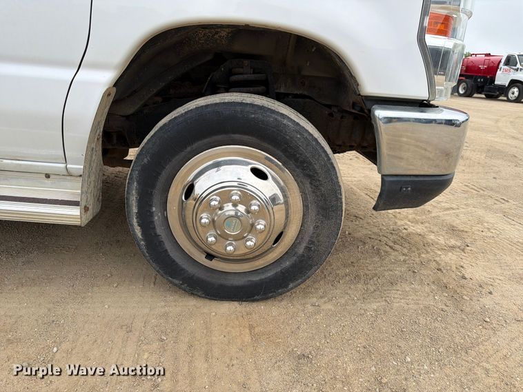 image for item FK3570 2009 Ford E350 box truck