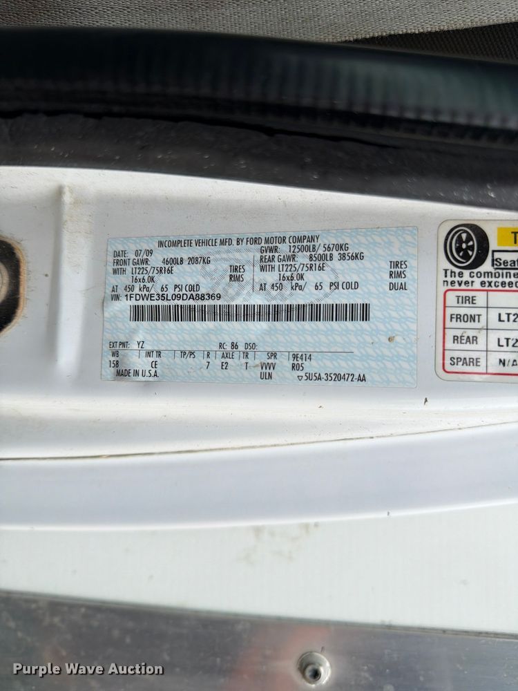 image for item FK3570 2009 Ford E350 box truck