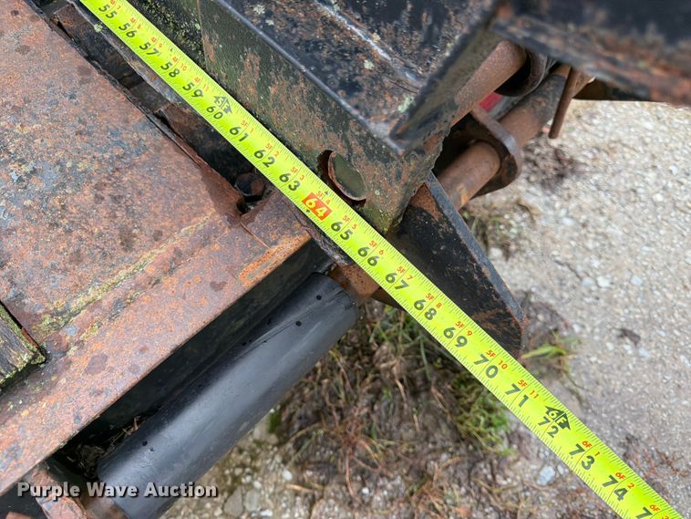 image for item FK3587 2004 Redi-Haul R25215GF equipment trailer