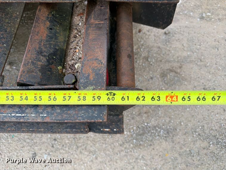 image for item FK3587 2004 Redi-Haul R25215GF equipment trailer