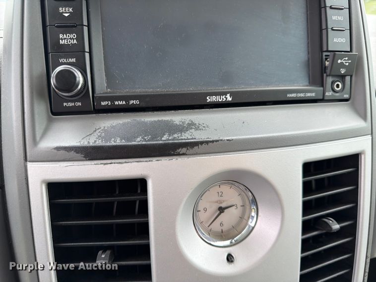 image for item FK3589 2008 Chrysler Town And Country van