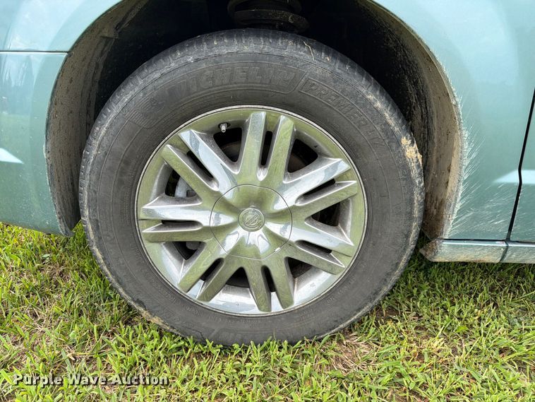 image for item FK3589 2008 Chrysler Town And Country van