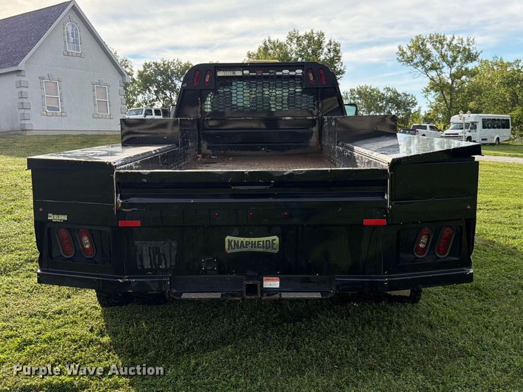 image for item FK3590 2013 Ford F550 Super Duty Crew Cab flatbed truck