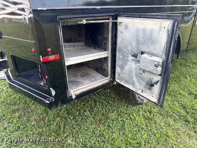 image for item FK3590 2013 Ford F550 Super Duty Crew Cab flatbed truck