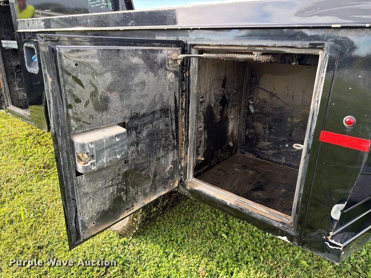 image for item FK3590 2013 Ford F550 Super Duty Crew Cab flatbed truck