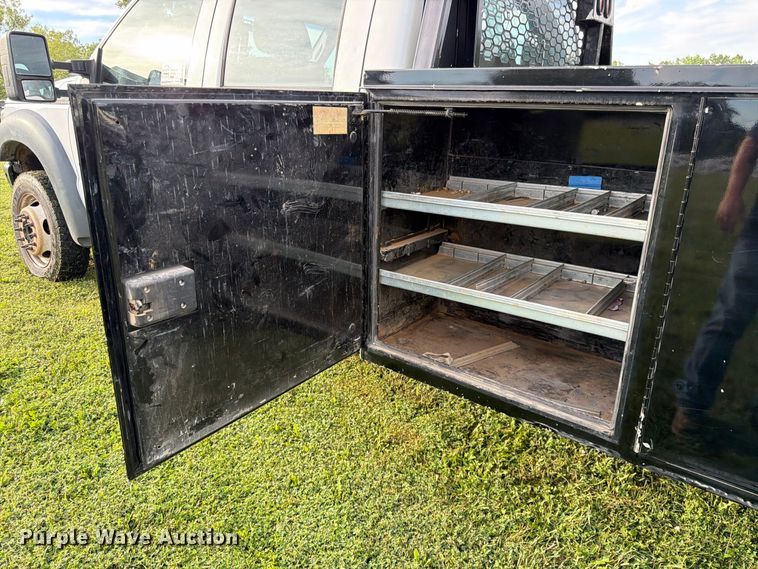image for item FK3590 2013 Ford F550 Super Duty Crew Cab flatbed truck