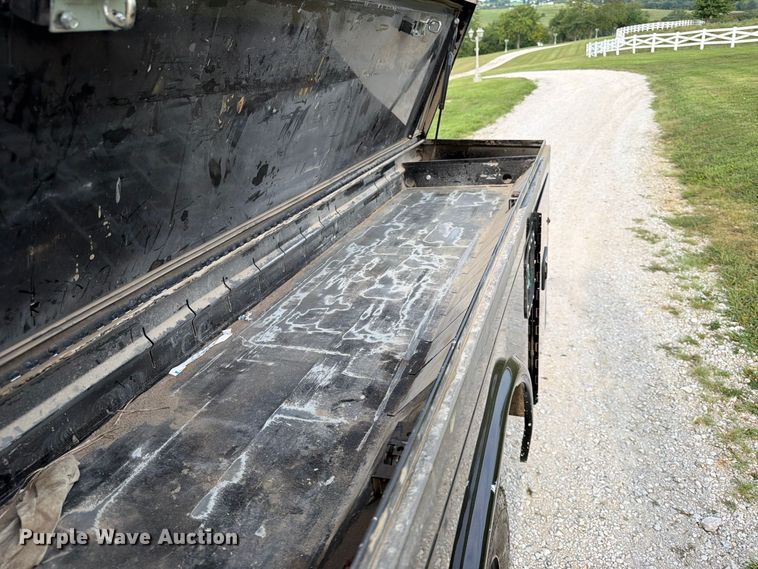 image for item FK3590 2013 Ford F550 Super Duty Crew Cab flatbed truck