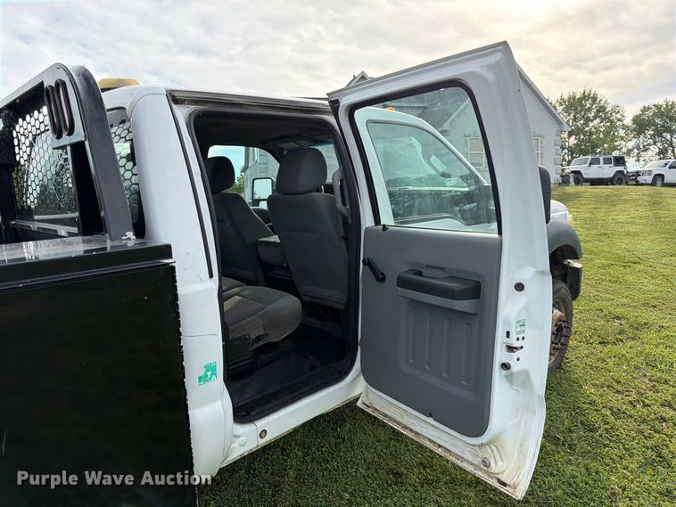 image for item FK3590 2013 Ford F550 Super Duty Crew Cab flatbed truck
