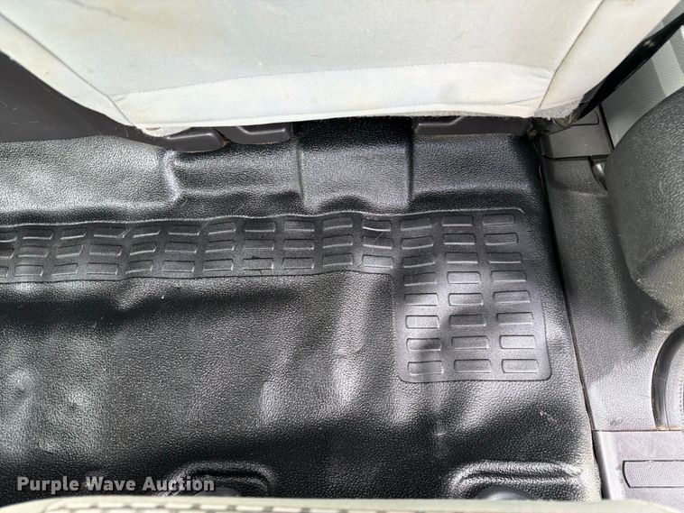 image for item FK3590 2013 Ford F550 Super Duty Crew Cab flatbed truck
