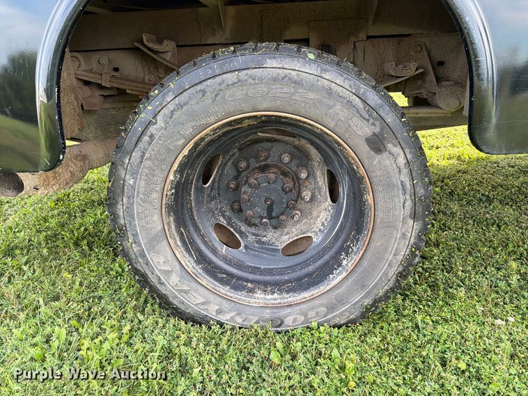 image for item FK3590 2013 Ford F550 Super Duty Crew Cab flatbed truck