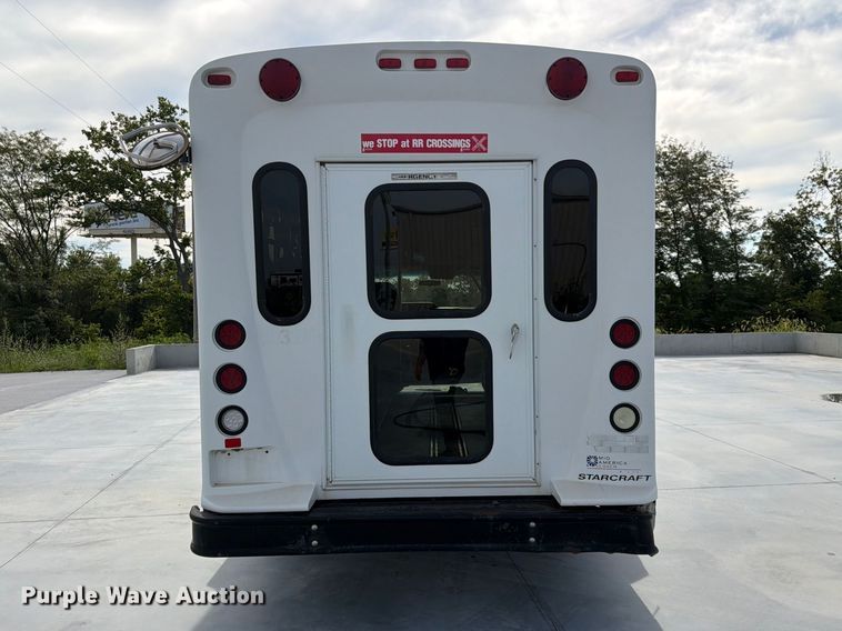 image for item FK3591 2013 Ford E350 shuttle bus