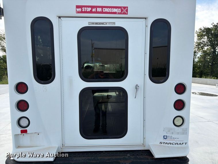 image for item FK3591 2013 Ford E350 shuttle bus