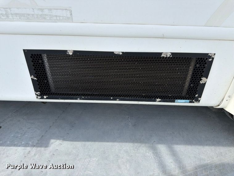 image for item FK3591 2013 Ford E350 shuttle bus