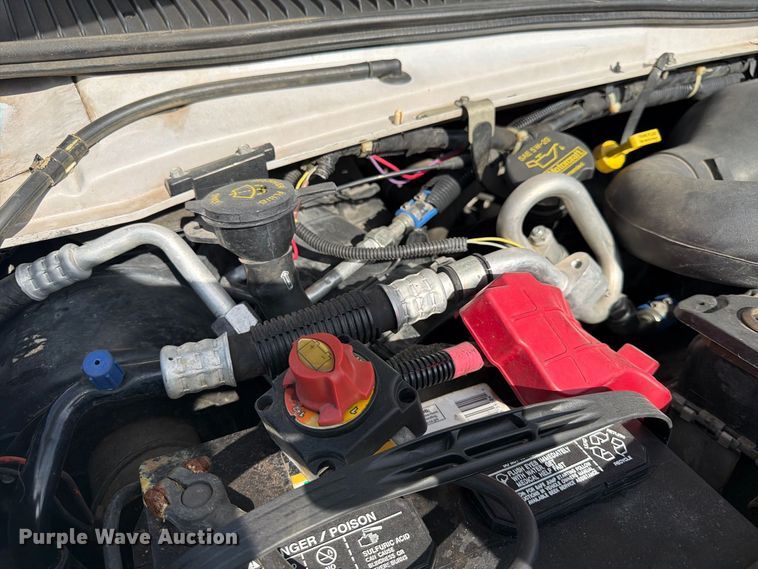 image for item FK3591 2013 Ford E350 shuttle bus