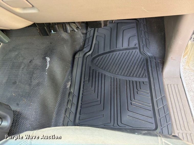 image for item FK3592 2007 Chevrolet Silverado 2500HD utility bed pickup truck