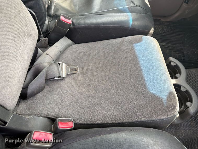 image for item FK3592 2007 Chevrolet Silverado 2500HD utility bed pickup truck