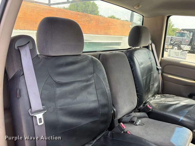 image for item FK3592 2007 Chevrolet Silverado 2500HD utility bed pickup truck