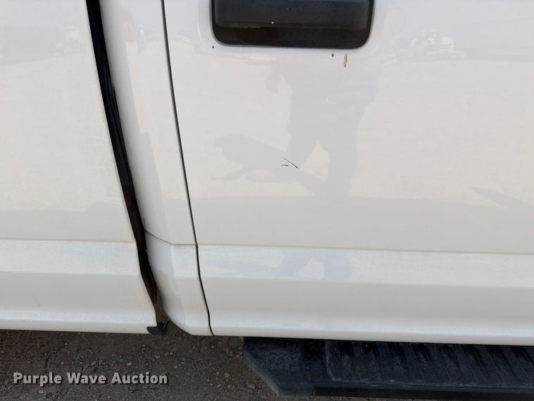 image for item FK4564 2020 Ford F150 Crew Cab pickup truck
