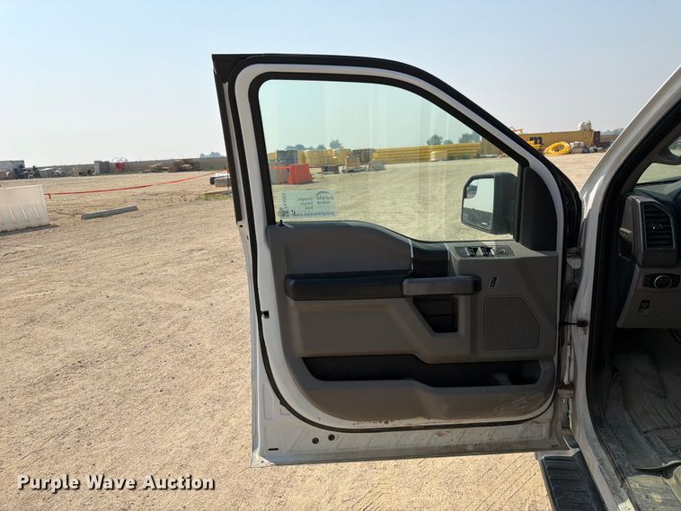 image for item FK4564 2020 Ford F150 Crew Cab pickup truck