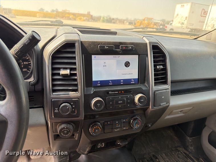 image for item FK4564 2020 Ford F150 Crew Cab pickup truck