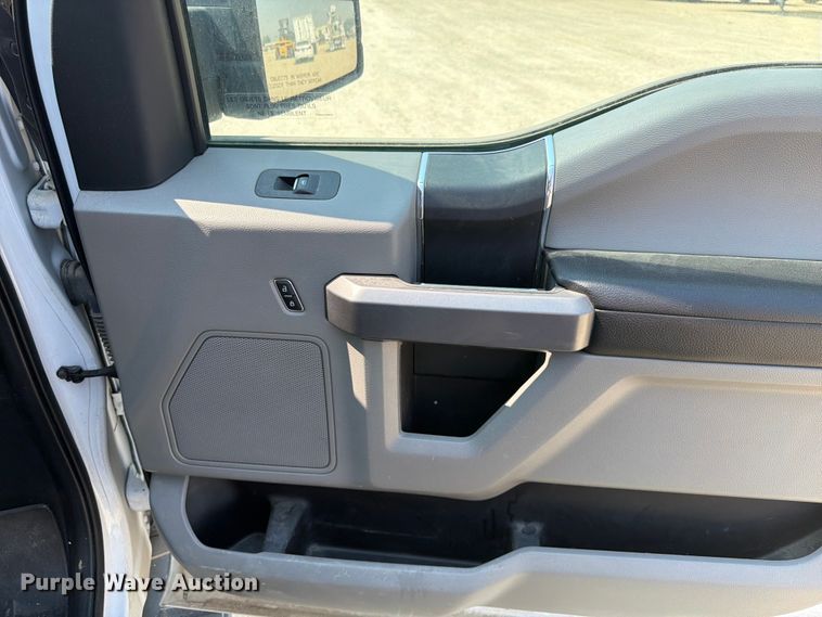 image for item FK4564 2020 Ford F150 Crew Cab pickup truck