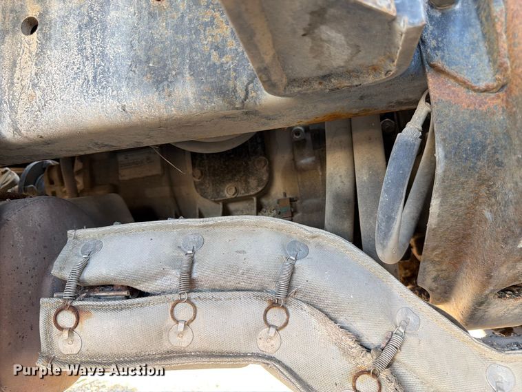 image for item FK4570 2009 UD UD3300 street sweeper truck