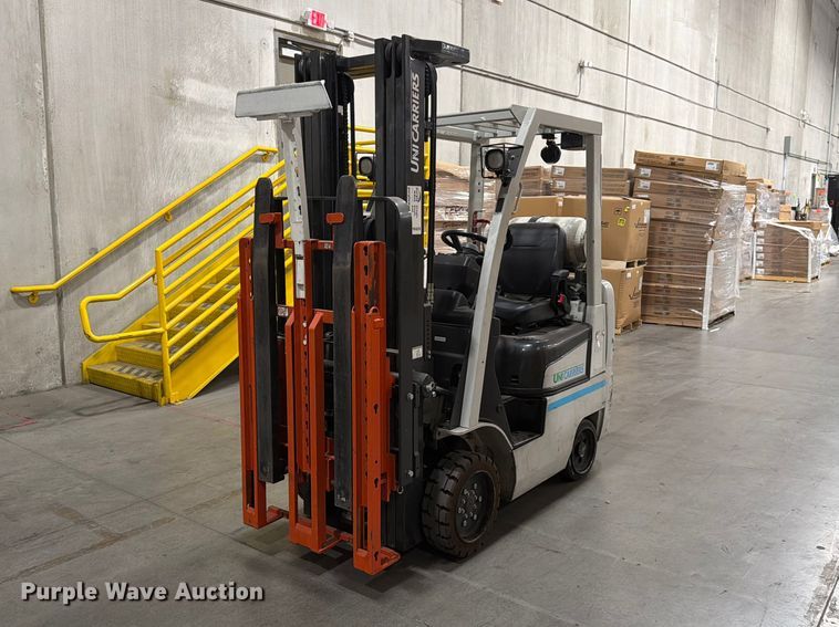 2018 UniCarriers CFS40 forklift
