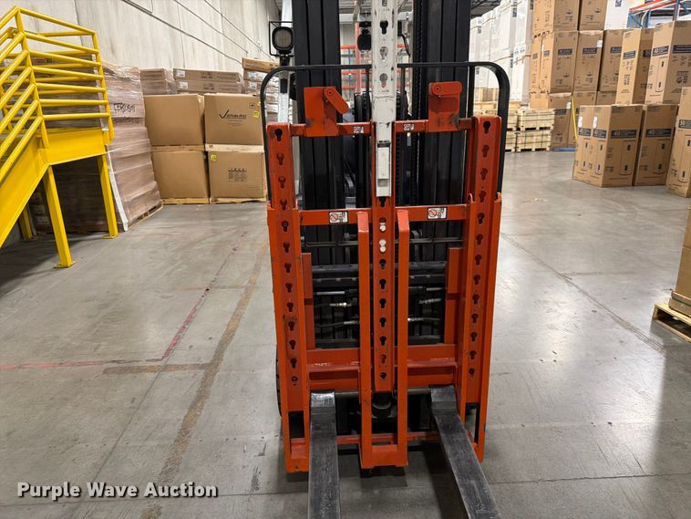 image for item FK4578 2018 UniCarriers CFS40 forklift