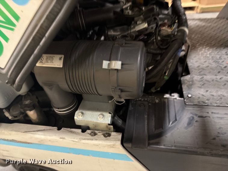 image for item FK4578 2018 UniCarriers CFS40 forklift