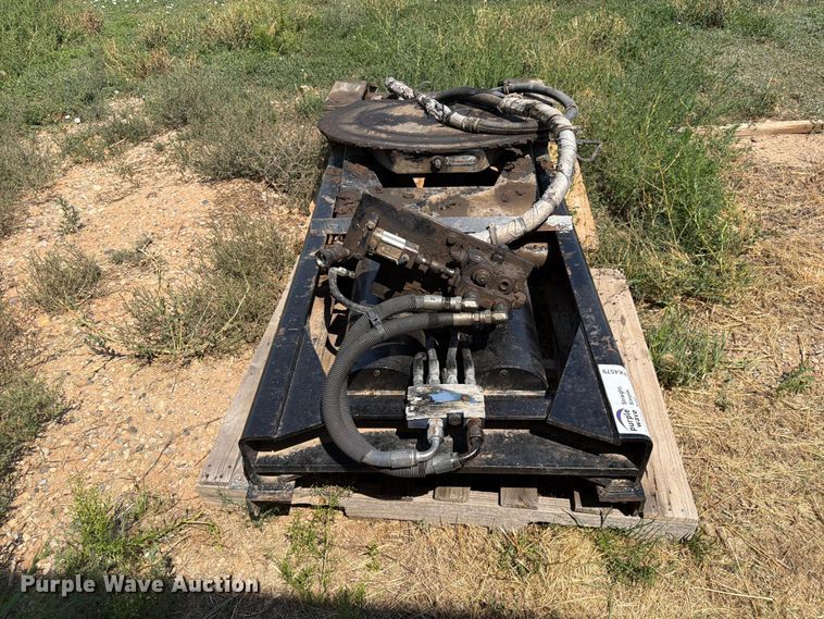 image for item FK4579 Holland FW2900 - S0790 fifth wheel