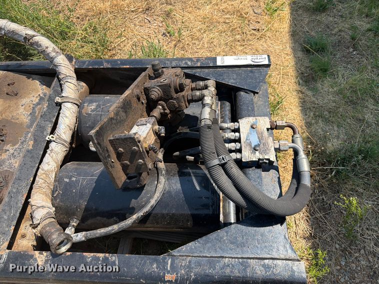 image for item FK4579 Holland FW2900 - S0790 fifth wheel