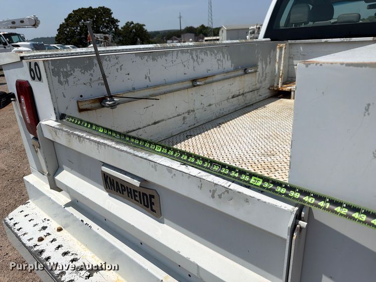 image for item FK5037 2019 Ford F250 Super Duty Ext. Cab utility bed pickup truck